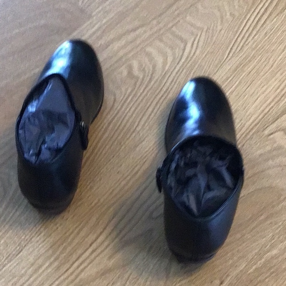 Soft Walk. Size 8W. Leather. Black